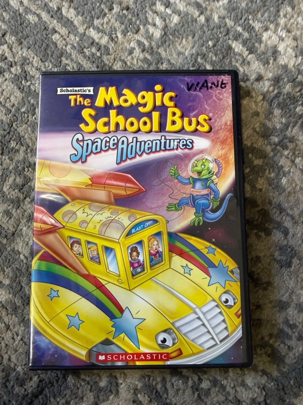 Scholastic The Magic School Bus Space Adventures - Purple & Yellow Cover